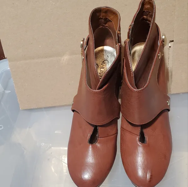 Kenneth Cole Unlisted Booties Size 9 Medium - Image 4