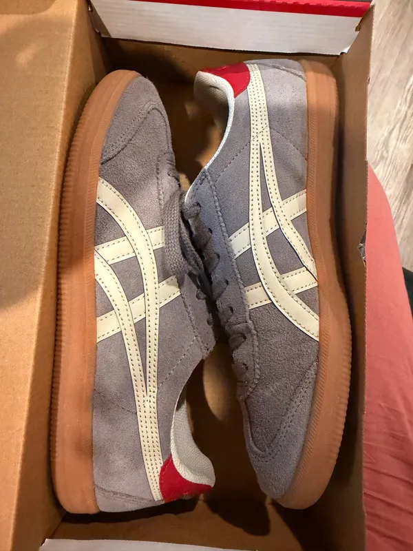 Onitsuka Tiger tokuten Gray Size 8 - Image 3