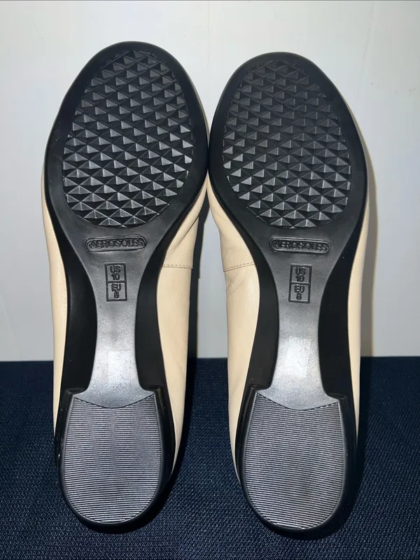 AEROSOLES Beige Ballet Flats with Black Quilted Cap Toe Size 10 - Image 6