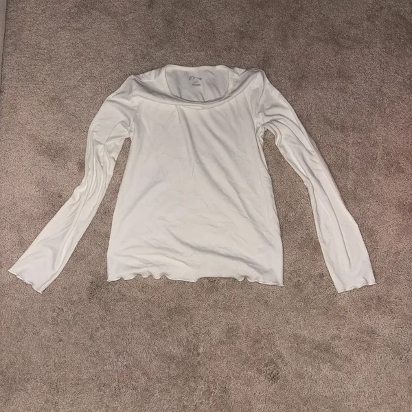 Target, long sleeve white top - Image 2
