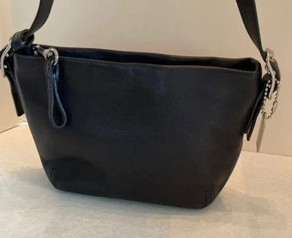 Coach Vintage  Leather Purse - Image 2