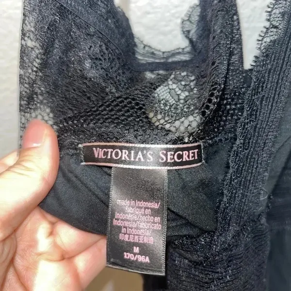 Victorias Secret Sleepwear Tanktop Black Lace - Image 4