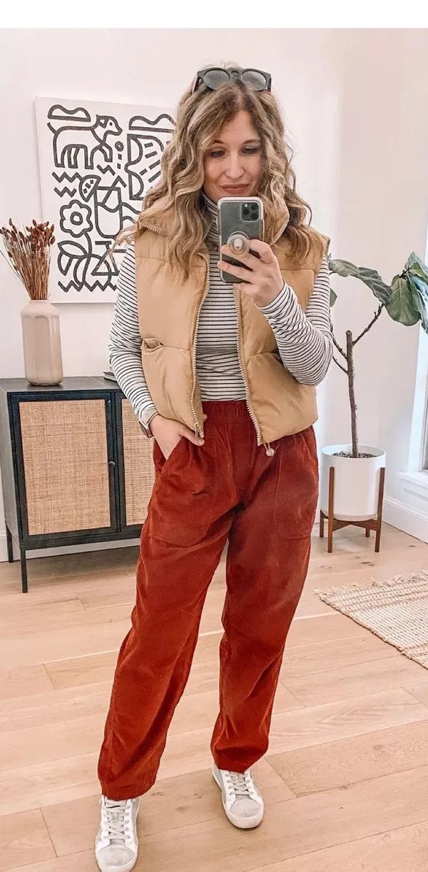 Old Navy Brick Red Corduroy High Rise Pull On Ankle Utility Pants Sz.M NWT - Image 3