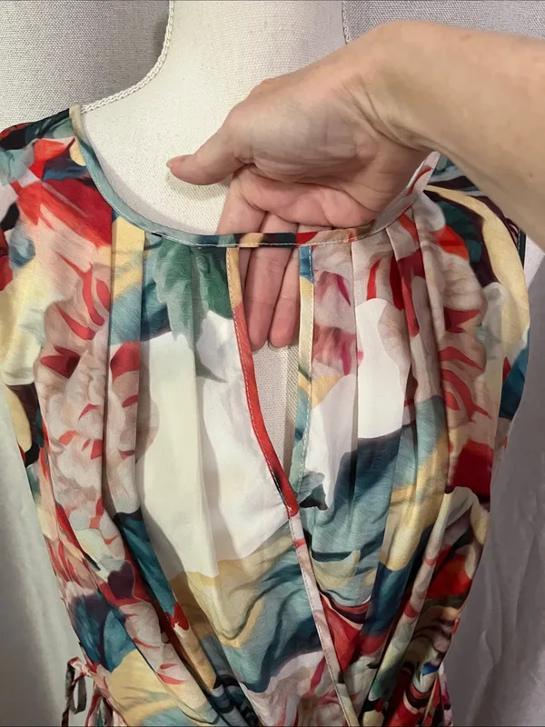 NEW! Floral Multicolor Sleeveless Wrap Dress bubble skirt - Image 3