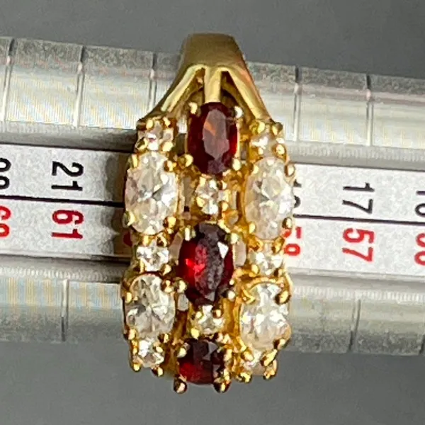 Garnet and Clear Rhinestones 14k Gold Electroplate Size 9 Ring Vtg - Image 6