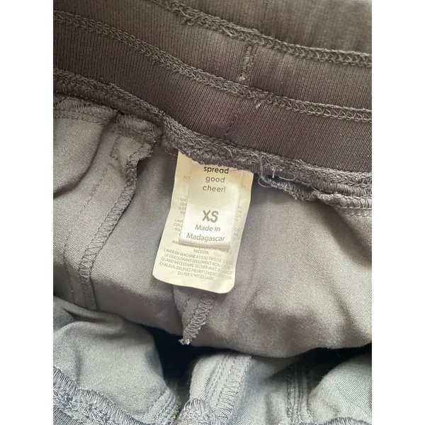 Spread Good Cheer Gray Straight Leg Scrub Pants Size XS - Image 4