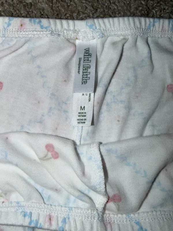 Wild Fable Fruit & Flower White Sleep Shorts - Size Medium - Image 3