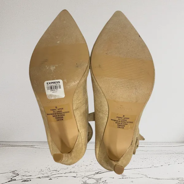 Brand New Store Display Express Women's Size 6 Nude Pump Heels Pointed Toe - Image 5