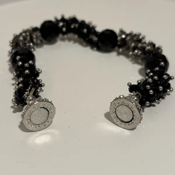 Black Crystal Beaded Magnetic Clasp Bracelet - Image 5