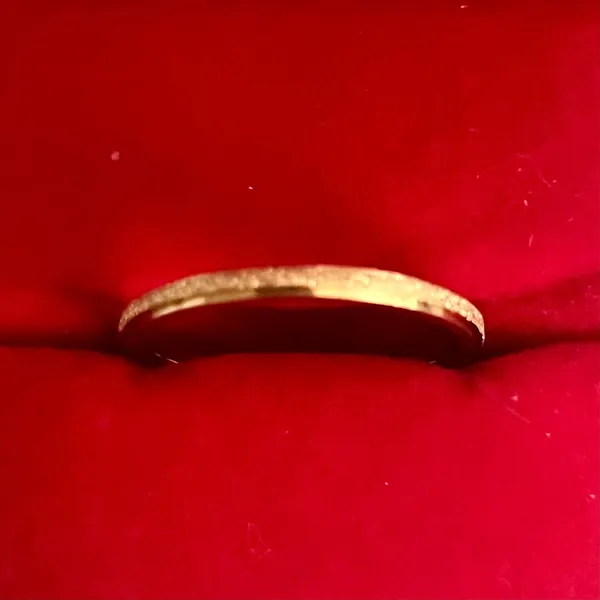 Gold Stardust Textured 2mm Band Ring Size 9 - Image 3
