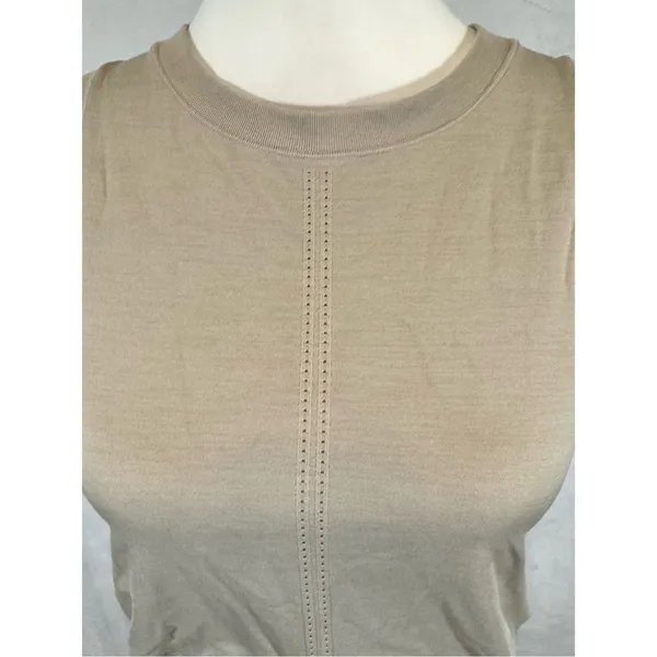 Yogalicious seamless Bridgette active tank in beige size small - Image 4