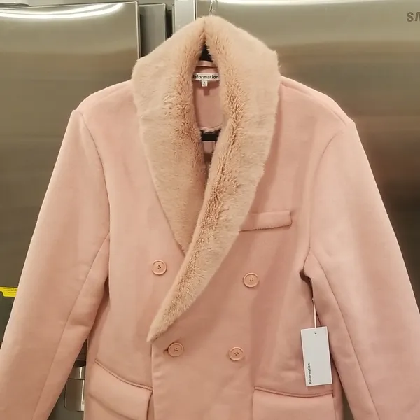 💕REFORMATION💕 Lester Coat ~ Faux Fur Shawl Collar Double Breasted Pink S NWT - Image 9