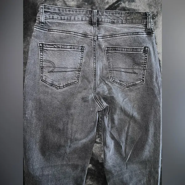American Eagle Stretch Mom Jean in Black Size 4 Regular - Image 9