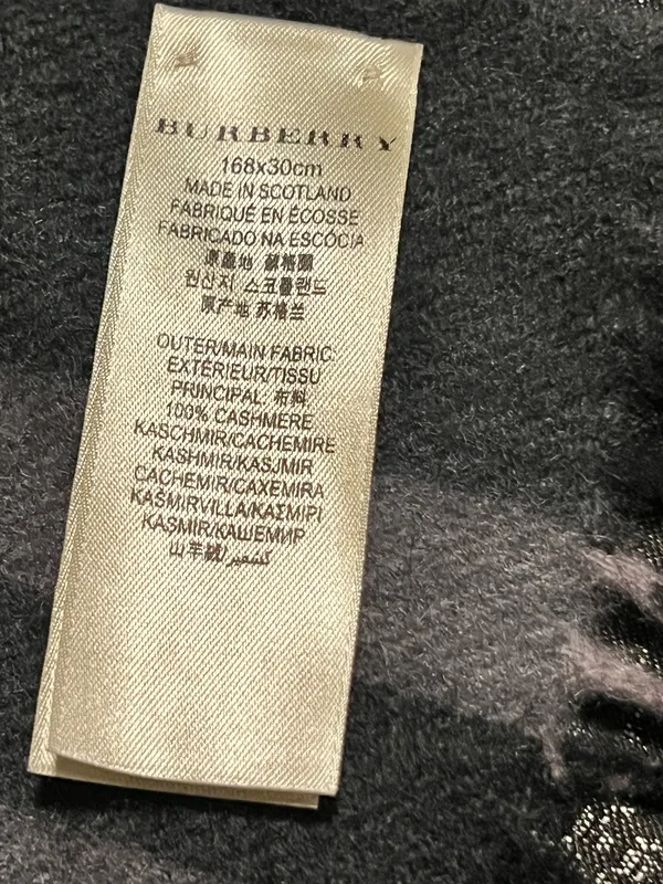 Burberry 100% Cashmere Grey/Black Classic Check Plaid Fringe Unisex Scarf - Image 10