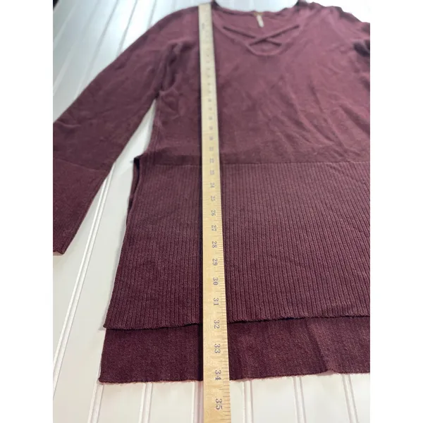 Free‎ People Andy Midnight Tunic Sweater Burgundy Crisscross V-Neck Ribbed Large - Image 4
