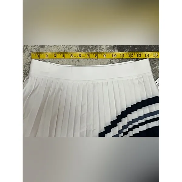 Athleta Match Point High Rise Pleated Colorblock Skort White Navy M NWT - Image 8