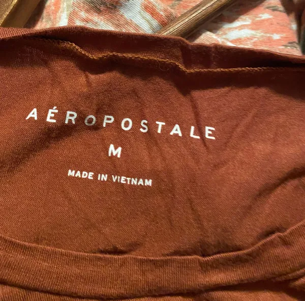 Aeropostale women's blouse size size medium brown - Image 5