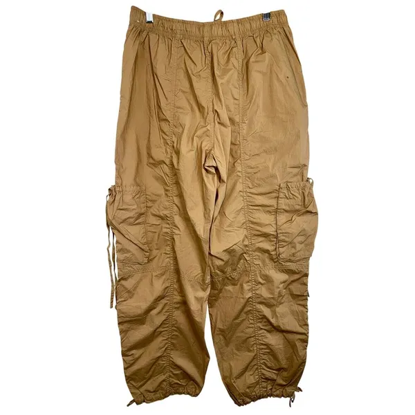 NWT Abercrombie & Fitch Tan Brown Parachute Cargo Pants Utility Pants Size M R - Image 2