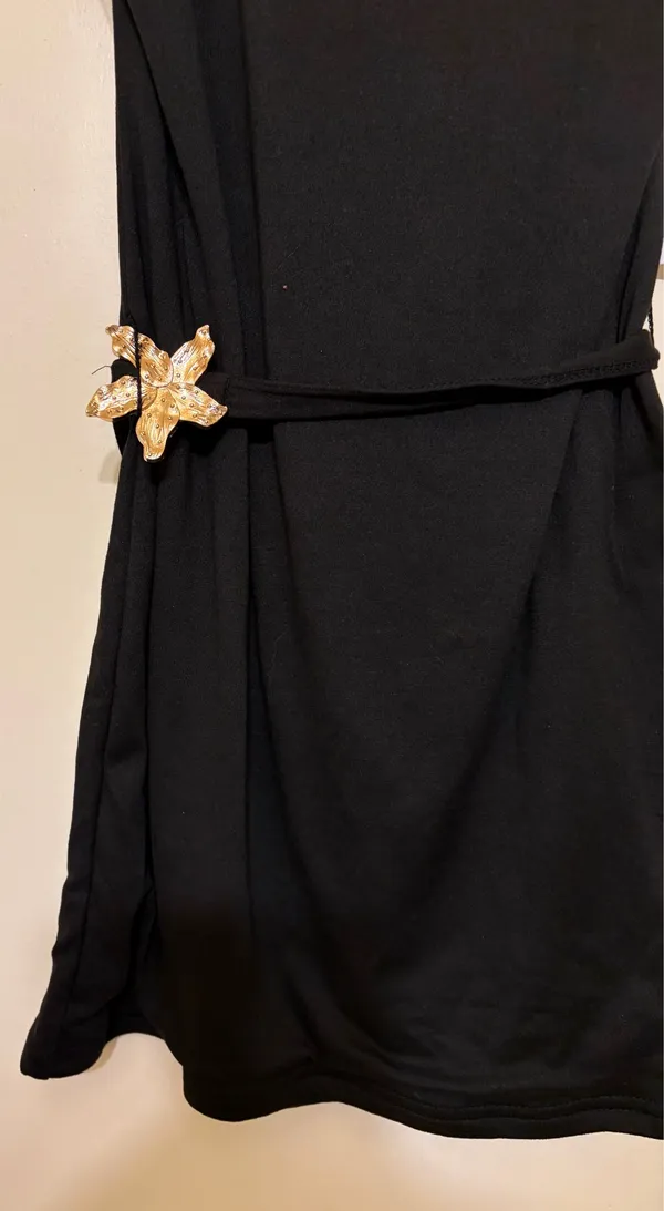 Elegant Black Sleeveless Dress with Gold Flower Detail ✨ - Image 3