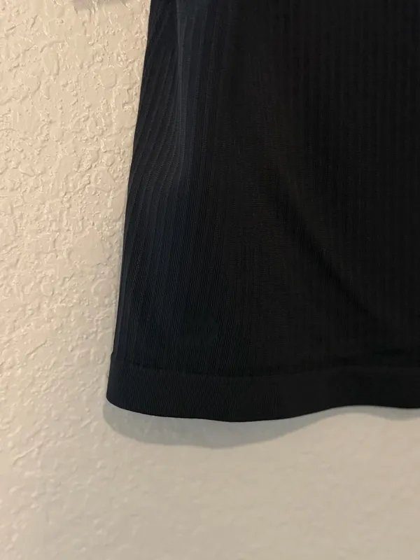 All in Motion Short Sleeve Athletic Crop Tee - Black Size S - Image 4