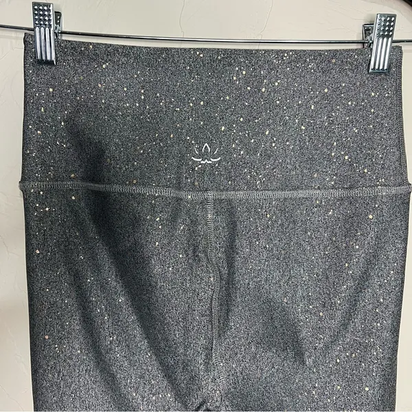 Beyond‎ Yoga Alloy Gray Ombre Rose Gold Speckled High Rise Athletic Leggings - Image 9