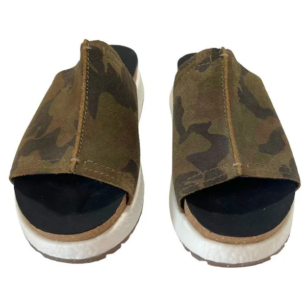 OTBT wayside savanna camo leather platform slides - Image 3