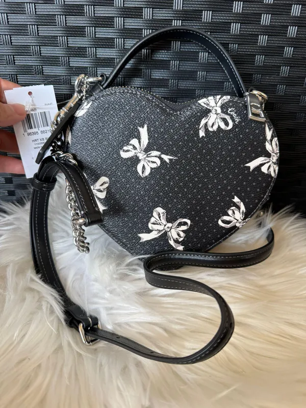 Heart Crossbody Bag With Bow Print - Image 3