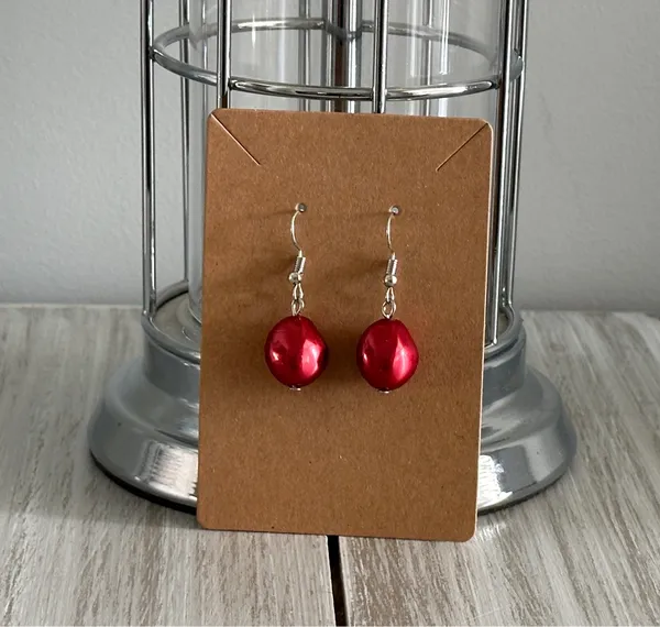 NWT Gorgeous Pearled Red Faux Fresh Water Pearl Bead Drop Earrings - Image 6