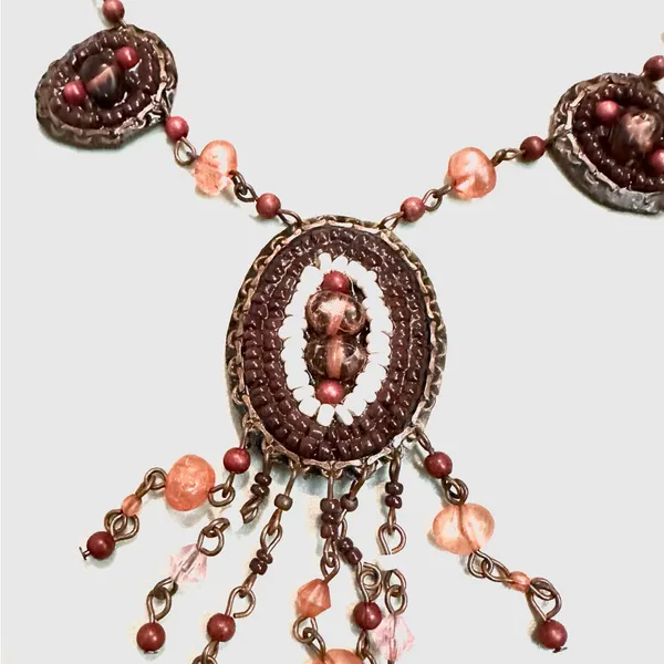 Unique Bronze and Pink Beaded Pendant Necklace - Image 2