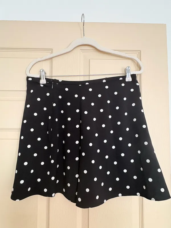 Express polka dot mini skirt size m - Image 3