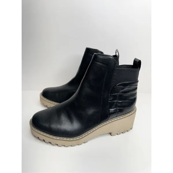 Dolce Vita Booties Size 8 Black‎ Womens Wedge Lug Chelsea Pull On - Image 5