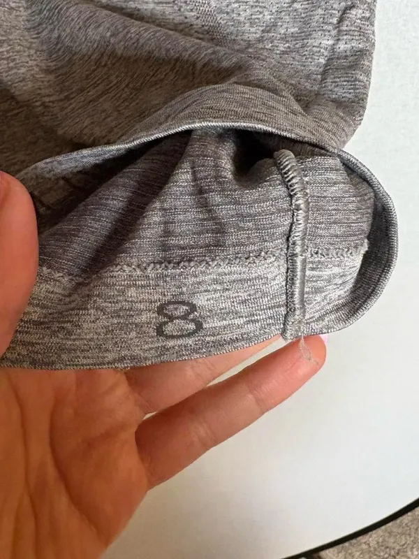 Lululemon Swiftly Tech Cropped Short sleeve Shirt Grey Size 8 - Image 4