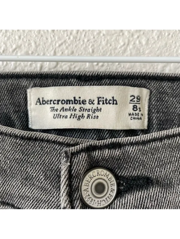 Abercrombie & Fitch The Ankle Straight Ultra High Rise Gray Size 29 / 8 Short - Image 3