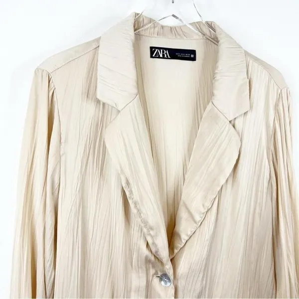 ZARA‎ Satin Crinkle Lightweight Blazer Women's Size S Cream Quiet Luxury - Image 4