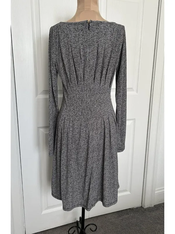 MICHAEL Michael Kors Herringbone-Print Matte-Jersey Dress, Women's Size S - Image 3