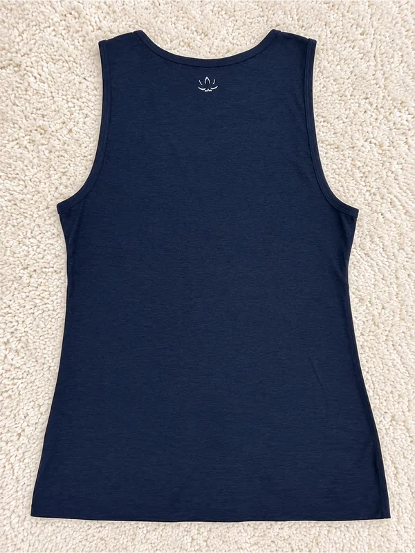 Beyond Yoga Featherweight Easy Access Nursing Crossover Tank – Navy – S - Image 8