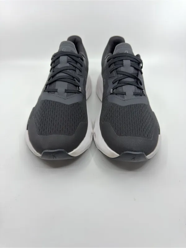 On Cloudpulse, Color Black/White On Cloud Running sneakers SZ 9 - Image 2