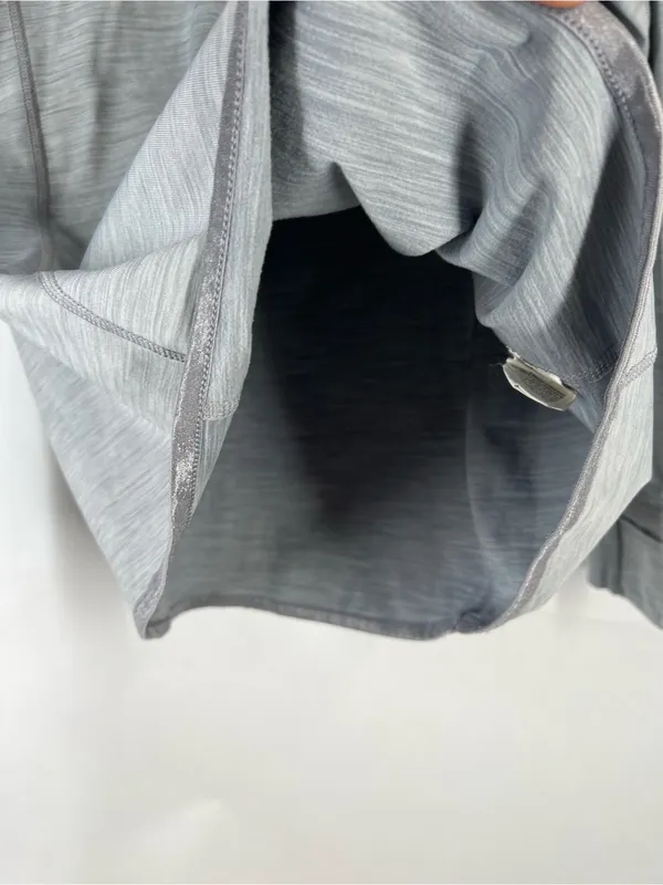 Old Navy Active Go-Dry Gray Hooded Athletic Pullover Top Size M - Image 5