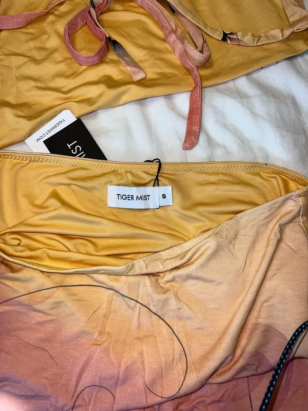 Tiger Mist Drew Top (M) and Skirt (S) - Image 9
