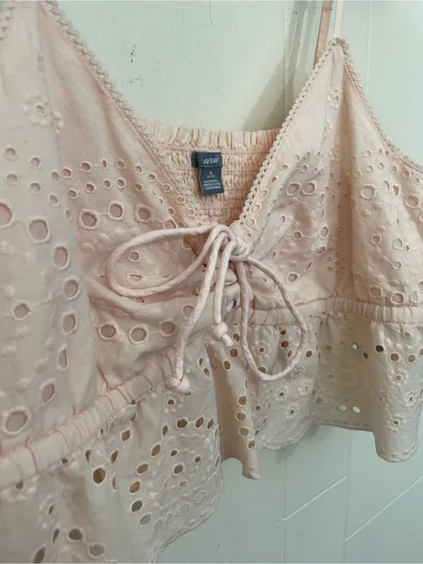 Aerie Eyelet Ruffle Tank Top Size XL Soft Pink Coquette Girl Cottage Feminine - Image 4