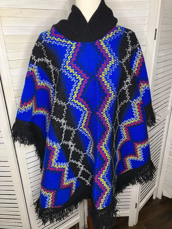 Geometric colorful poncho Blue - Image 5