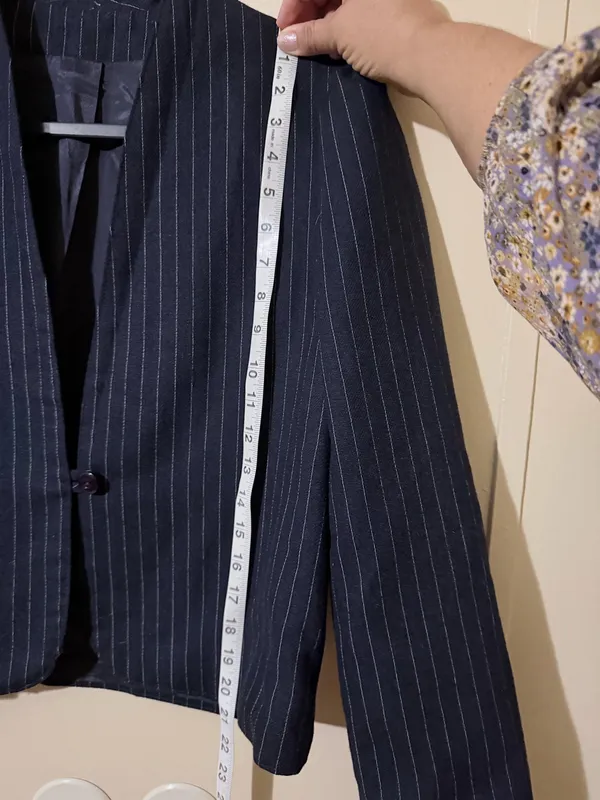 Women's Navy Pinstripe One-Button Blazer, Lined, Long Sleeve, Classic Business - Image 6