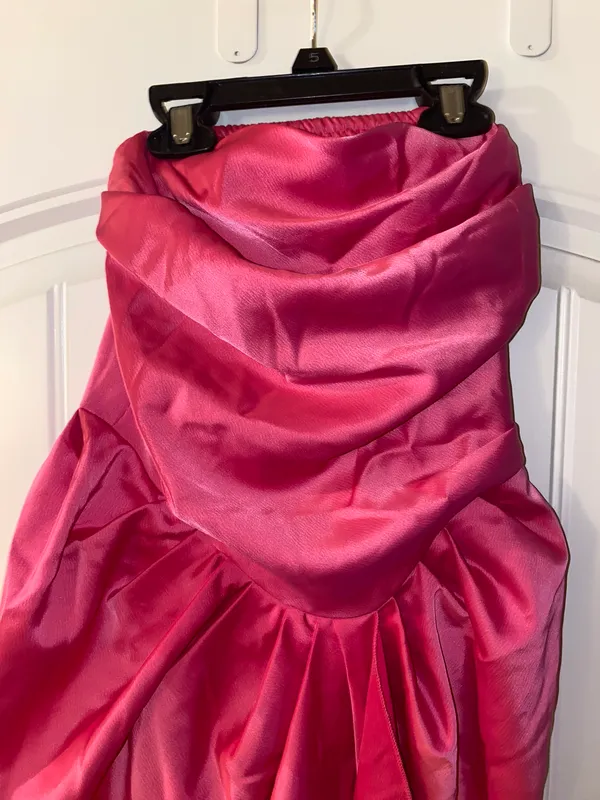 Pretty Little Thing Midi Dress - Image 5