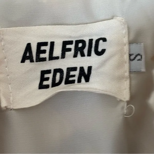Aelfric Eden Women’s Bear Print Puffer Jacket - Cream and Brown - Image 3