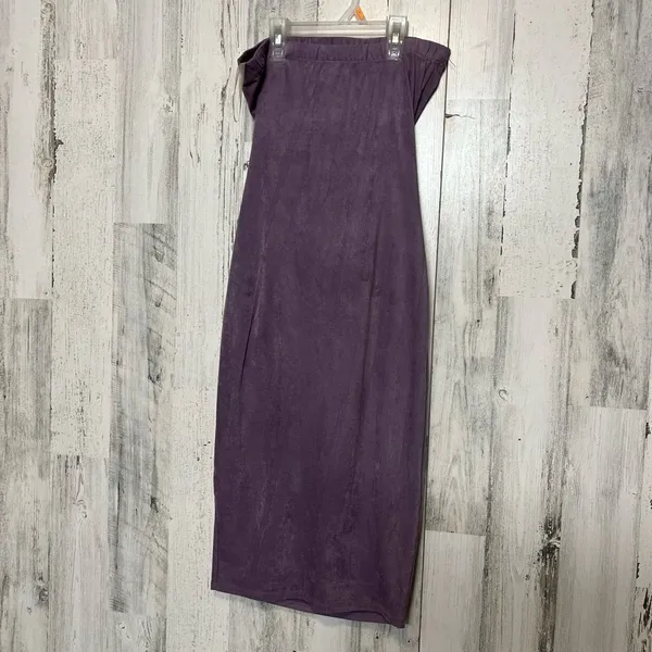 Windsor midi Velvet dress - Image 3
