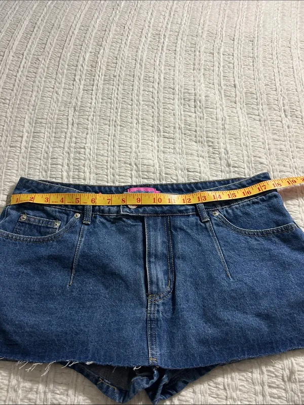 Edikted Dark Blue Denim Cutoff Skorts with Pink Tag - Image 6