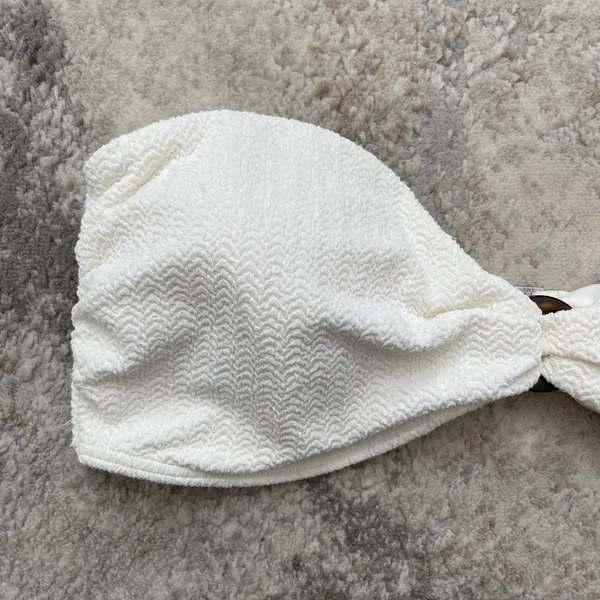Abercrombie White Texture Cinched O Ring Swim Bandeau Bikini Top NEW - Image 4
