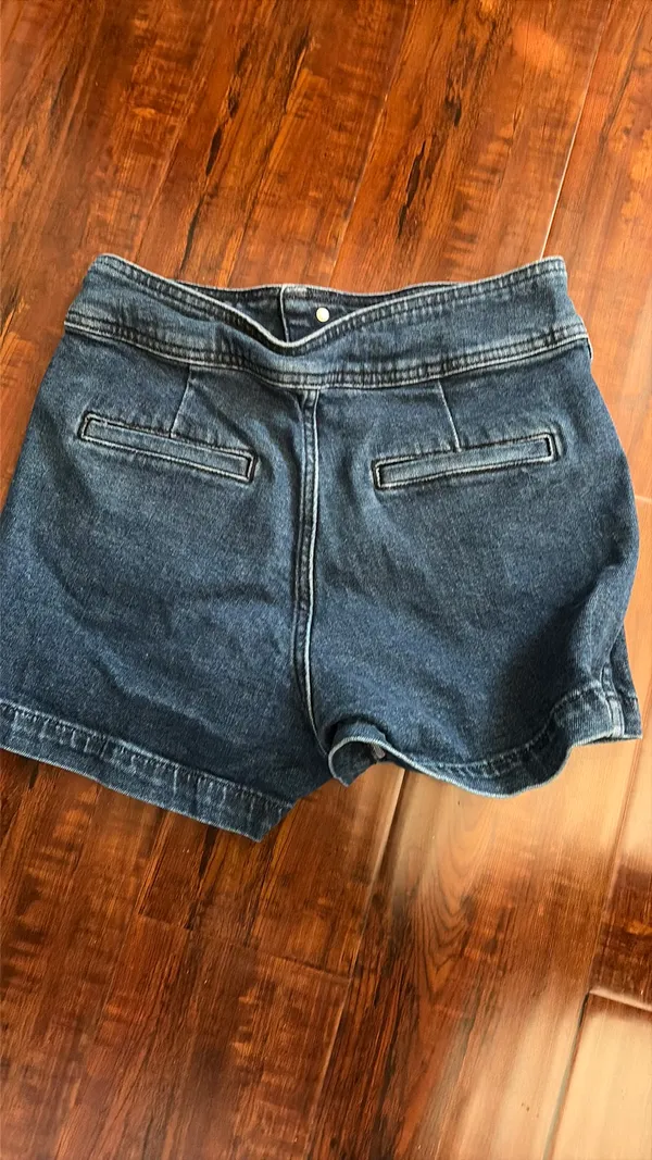 Gap Jean Shorts - Image 2