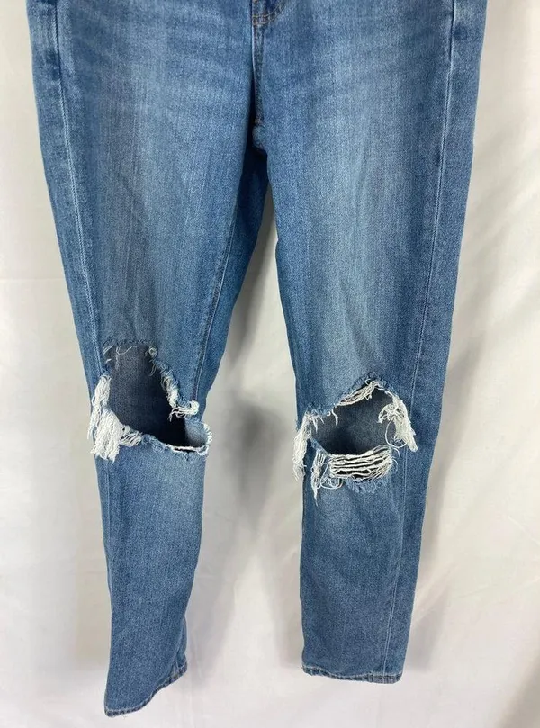 American Eagle Comfort Stretch Waistband Mom Jean Size 0R - Image 4