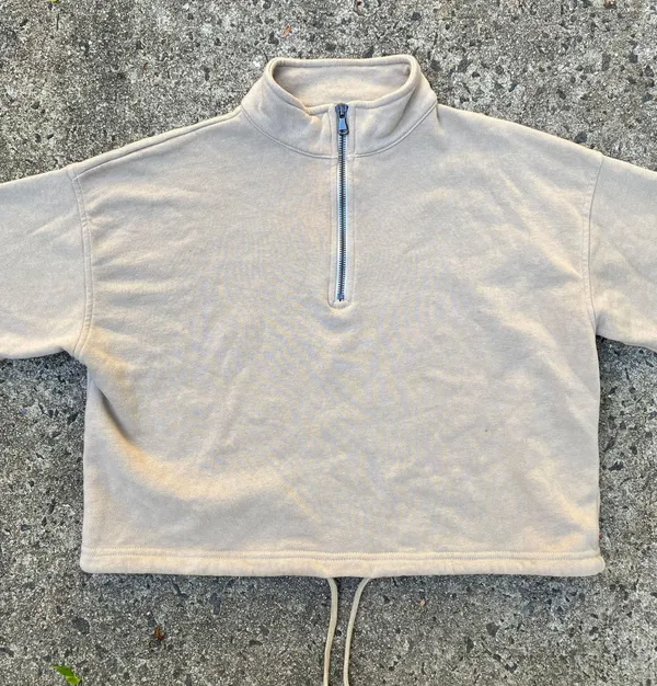 American Eagle Outfitters Cropped Pullover - Image 3